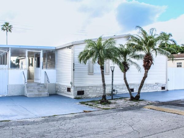 220 NE 12th AVE Lot 219, Homestead, FL 33030
