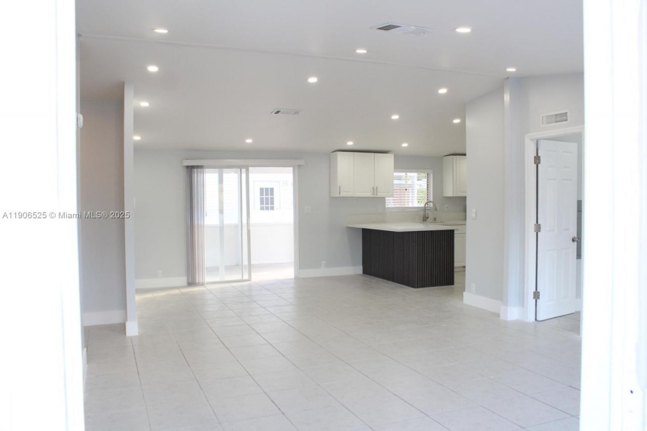 220 NE 12th Ave Lot 219, Homestead, FL 33030 Photo