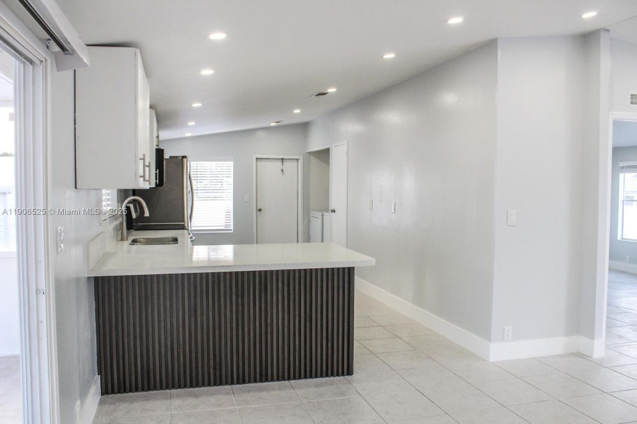 220 NE 12th Ave Lot 219, Homestead, FL 33030 Photo