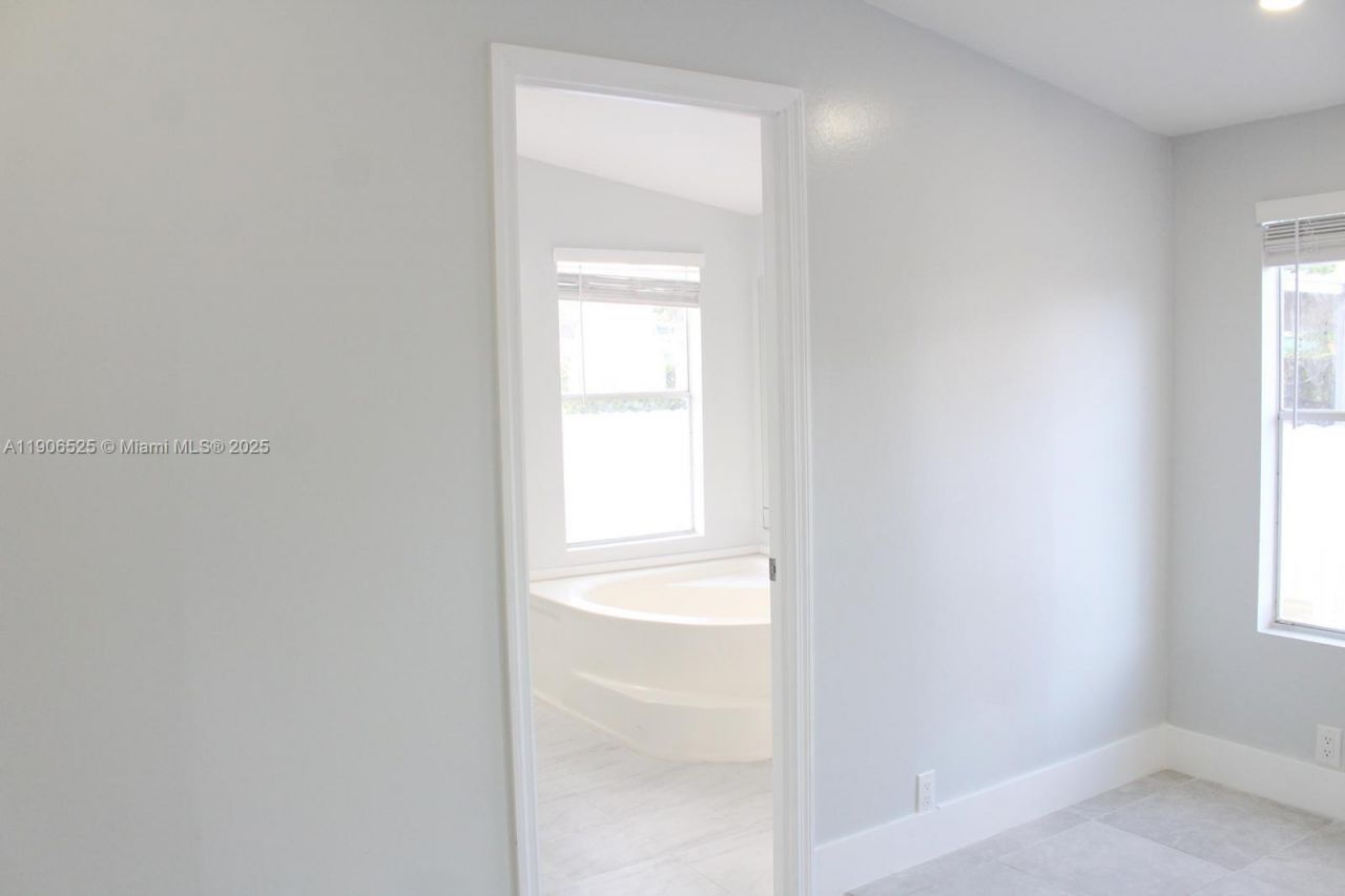 220 NE 12th Ave Lot 219, Homestead, FL 33030 Photo