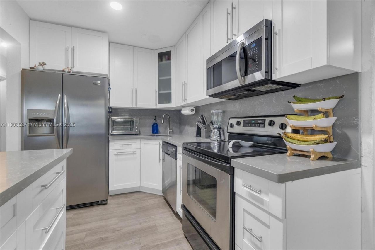 3610 NW 171st St, Miami Gardens, FL 33056 Photo