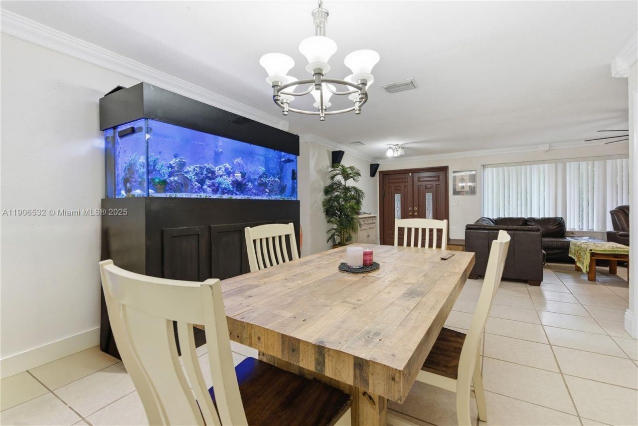 15490 SW 209th Ave, Miami, FL 33187 Photo