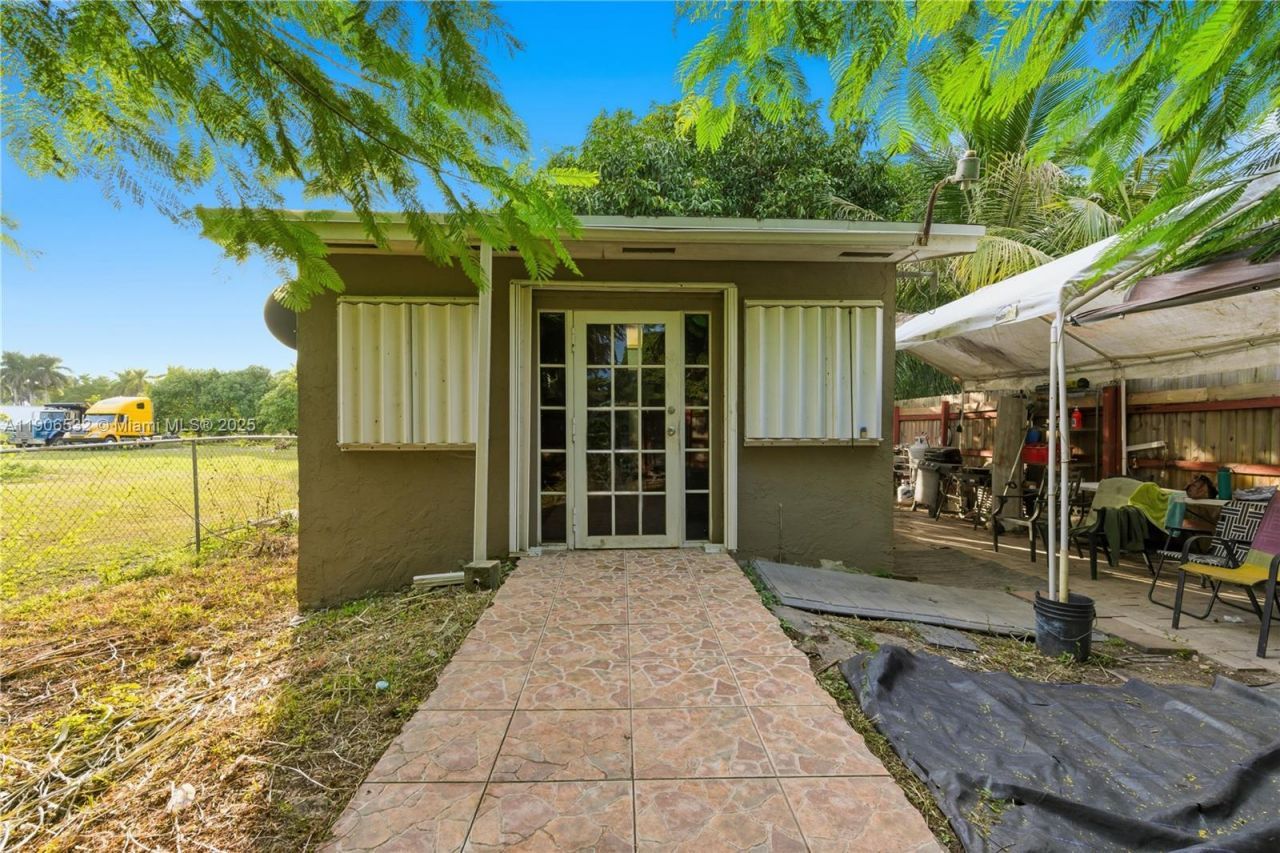 15490 SW 209th Ave, Miami, FL 33187 Photo