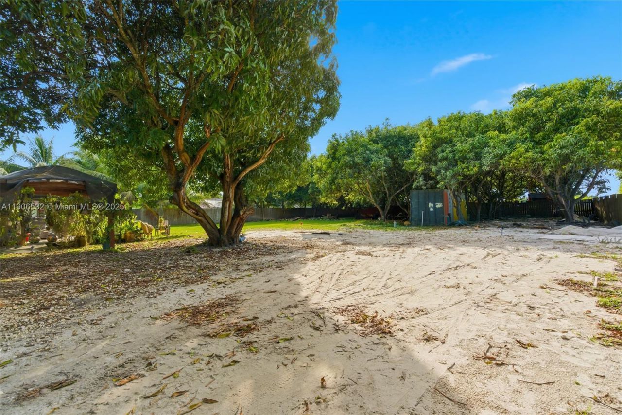 15490 SW 209th Ave, Miami, FL 33187 Photo