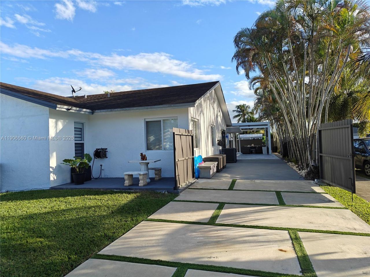 14444 SW 107th Ter, Miami, FL 33186 Photo