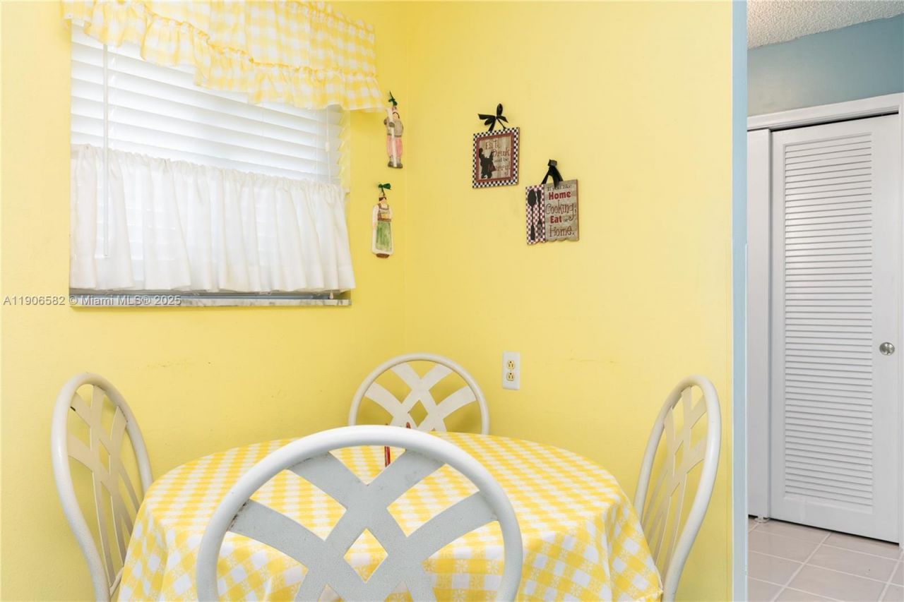 1001 NE 14th Ave, Unit 107, Hallandale Beach, FL 33009 Photo