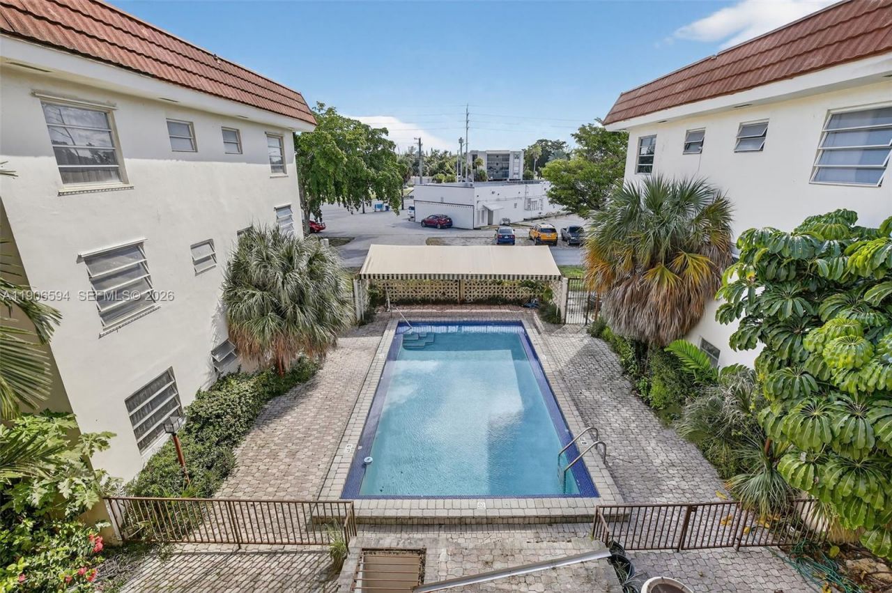 13655 NE 10th Ave, Unit 308, North Miami, FL 33161 Photo