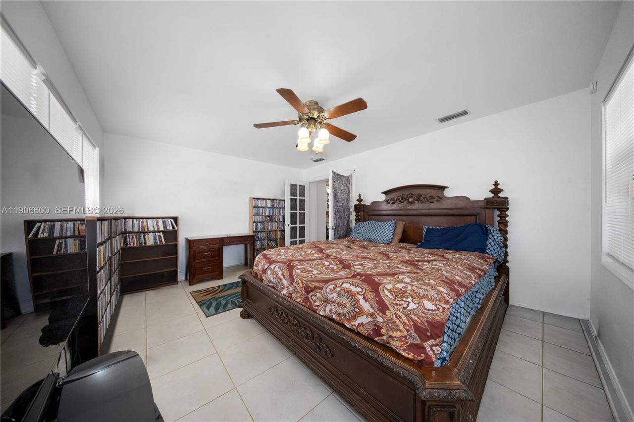 9426 SW 52nd St, Cooper City, FL 33328 Photo