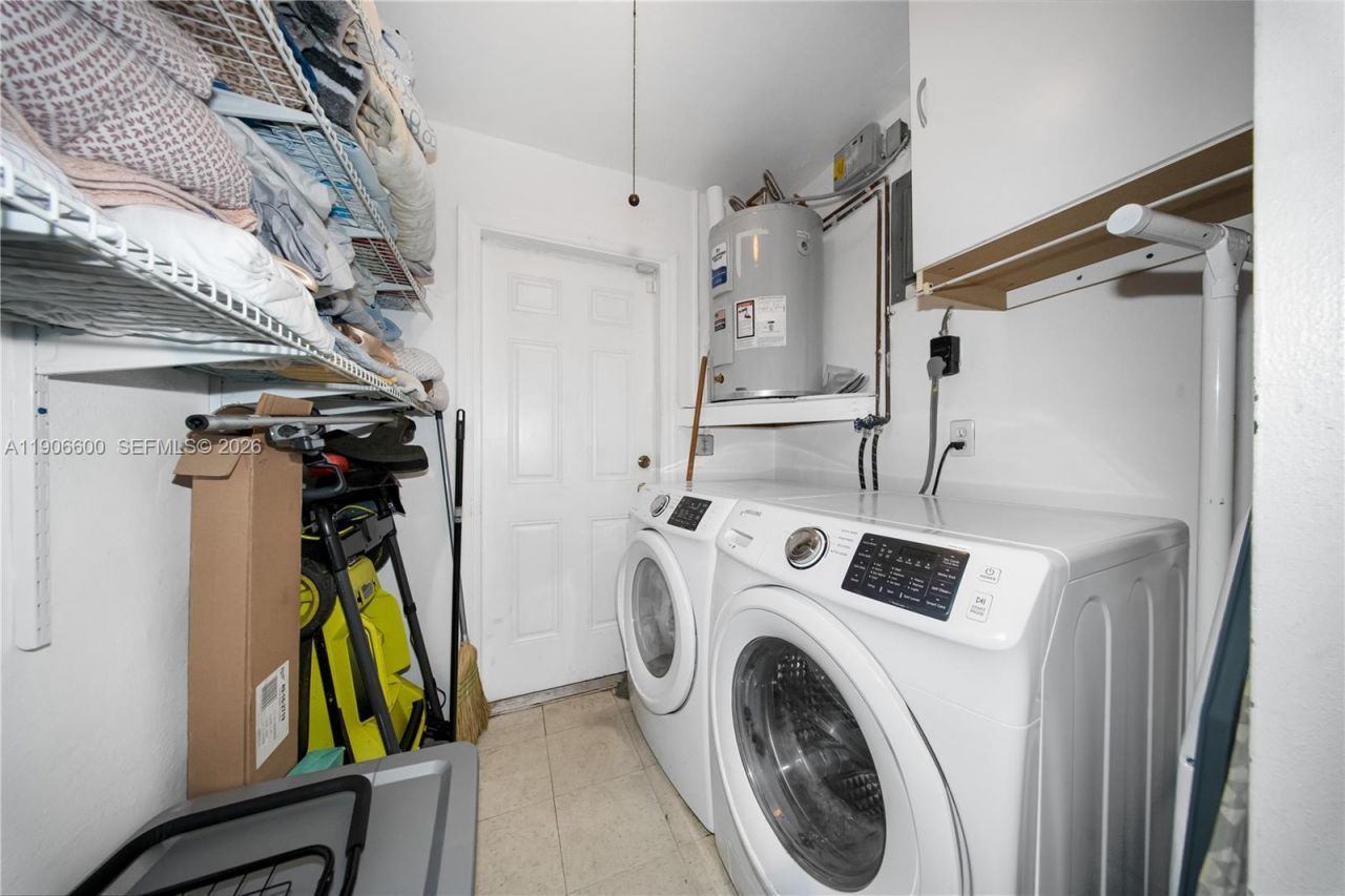 9426 SW 52nd St, Cooper City, FL 33328 Photo