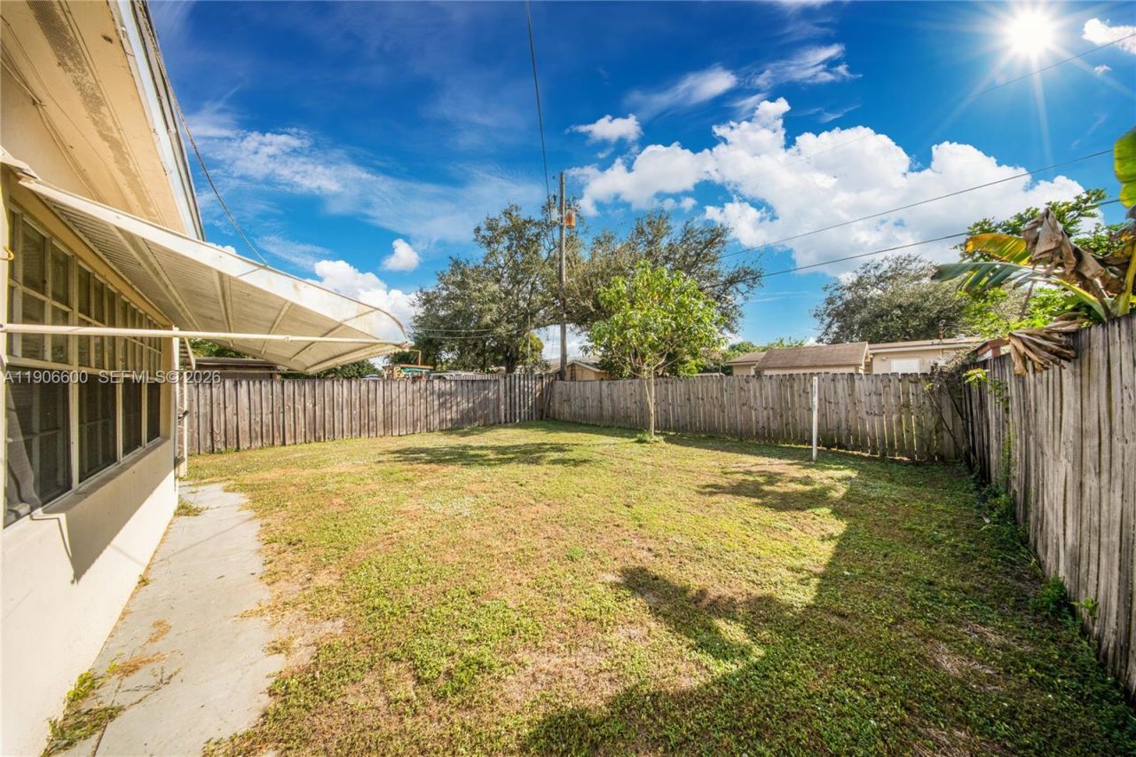 9426 SW 52nd St, Cooper City, FL 33328 Photo