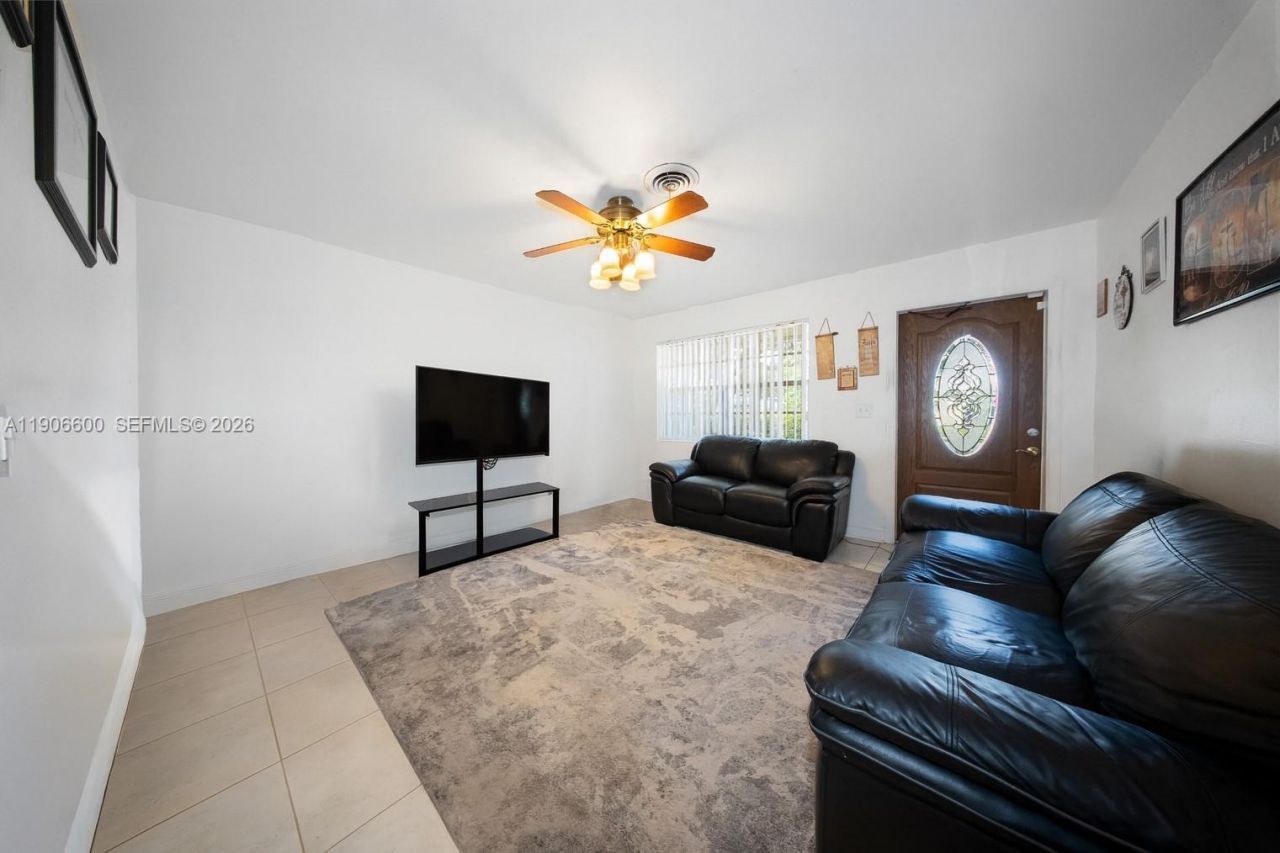 9426 SW 52nd St, Cooper City, FL 33328 Photo