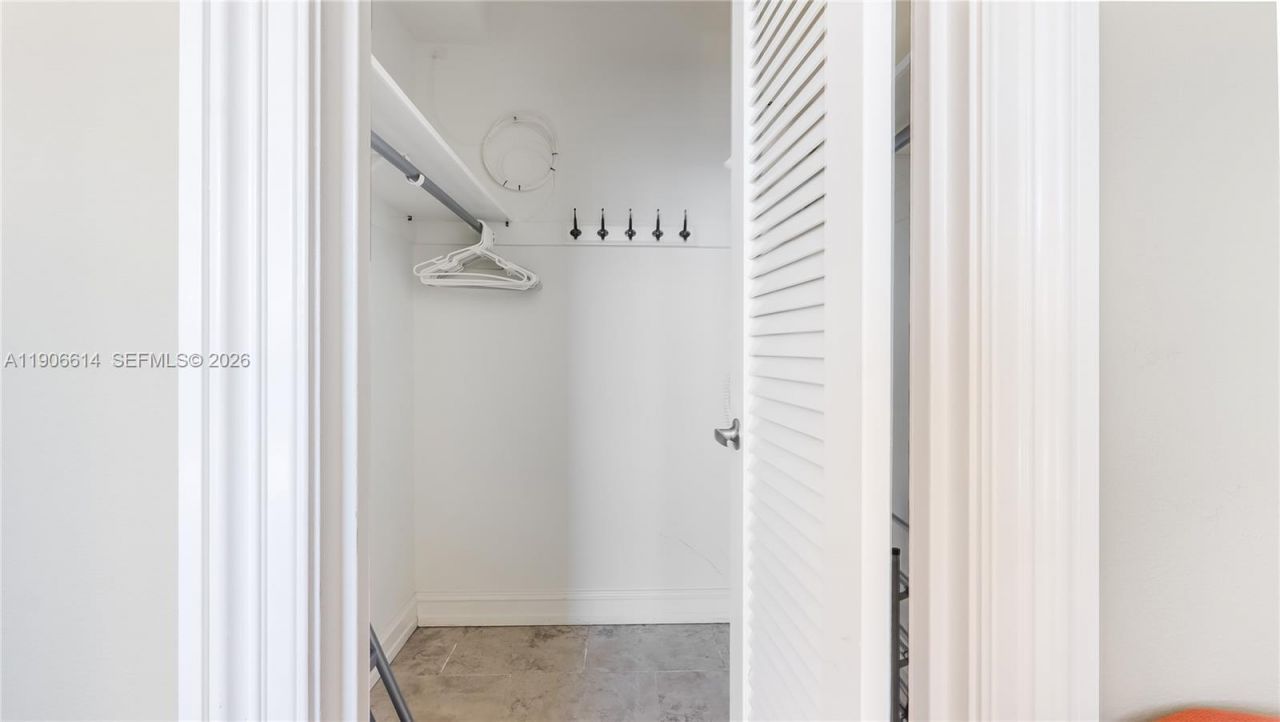 3000 S Ocean Dr, Unit 420, Hollywood, FL 33019 Photo