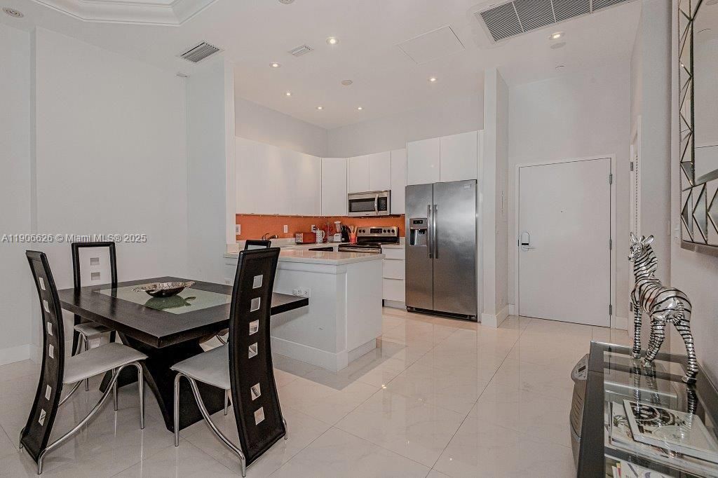2301 Collins Ave, Unit 1619, Miami Beach, FL 33139 Photo