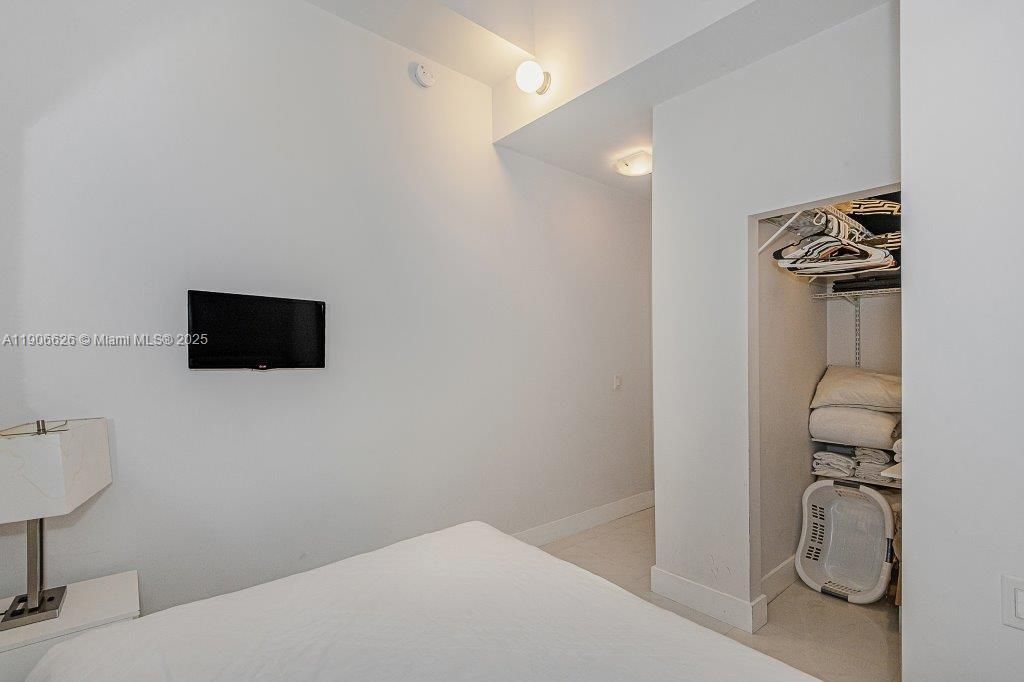 2301 Collins Ave, Unit 1619, Miami Beach, FL 33139 Photo