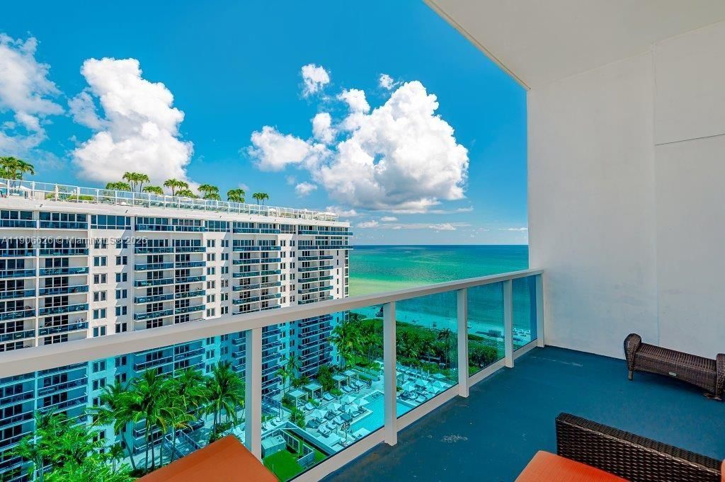 2301 Collins Ave, Unit 1619, Miami Beach, FL 33139 Photo