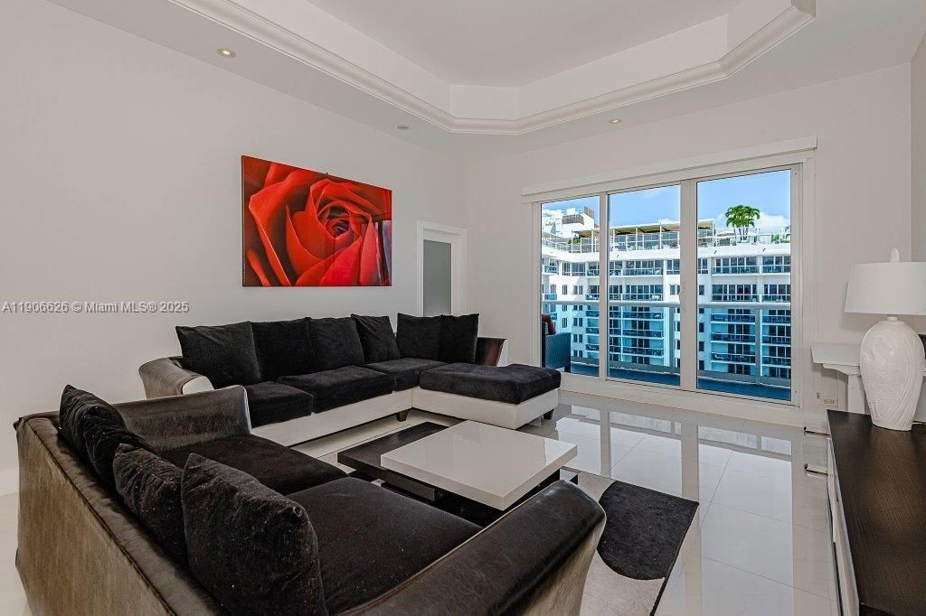 2301 Collins Ave, Unit 1619, Miami Beach, FL 33139 Photo