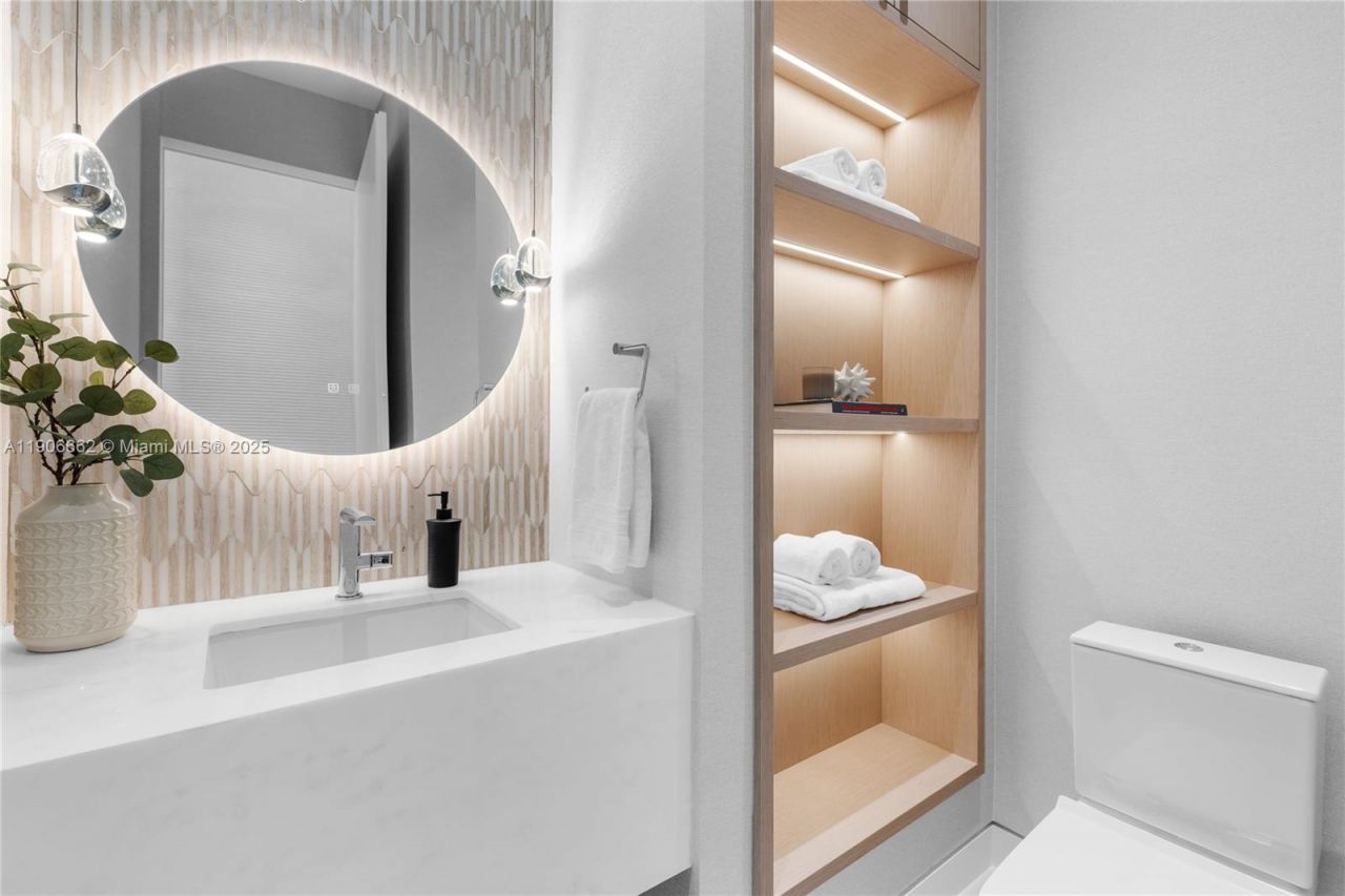 4504 Sheridan Ave, Miami Beach, FL 33140 Photo