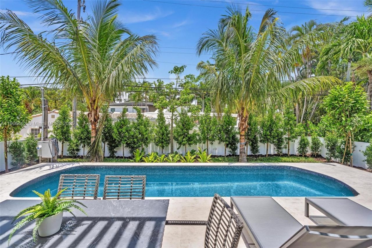 4504 Sheridan Ave, Miami Beach, FL 33140 Photo