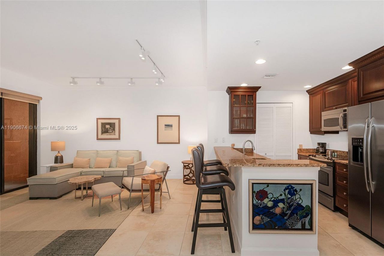 100 Andalusia Ave, Unit 210, Coral Gables, FL 33134 Photo