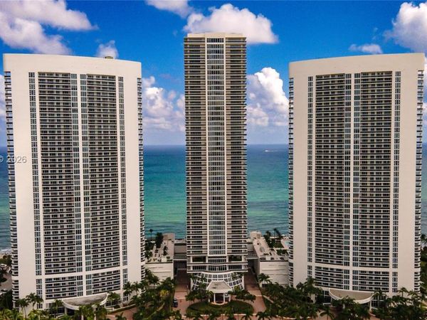 1850 S Ocean Dr, Unit 1607, Hallandale Beach, FL 33009