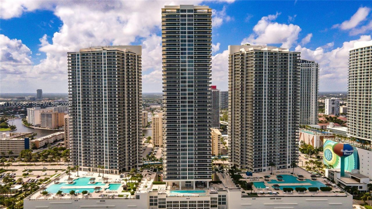 1850 S Ocean Dr, Unit 1607, Hallandale Beach, FL 33009 Photo
