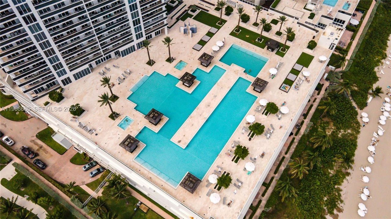 1850 S Ocean Dr, Unit 1607, Hallandale Beach, FL 33009 Photo