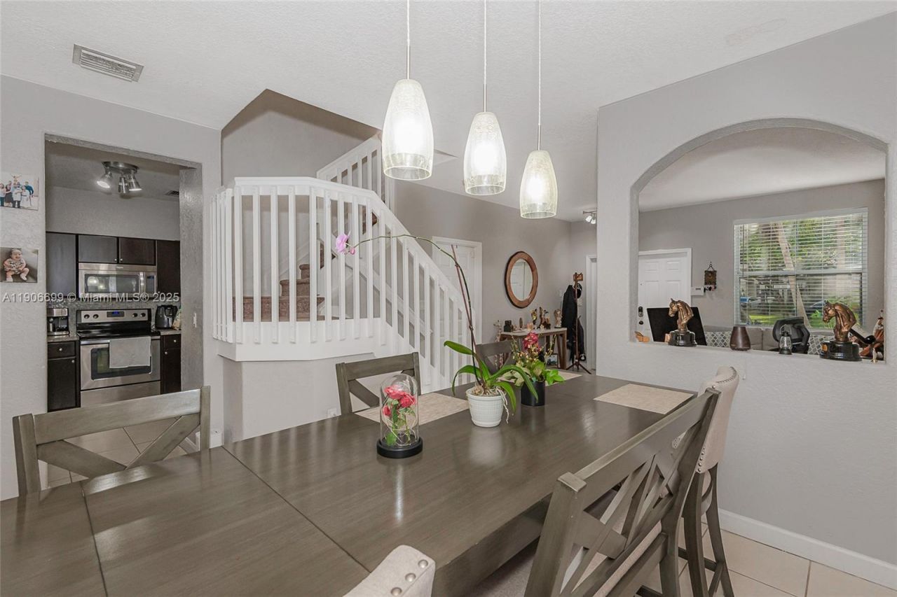 3816 SW 169th Ter, Miramar, FL 33027 Photo