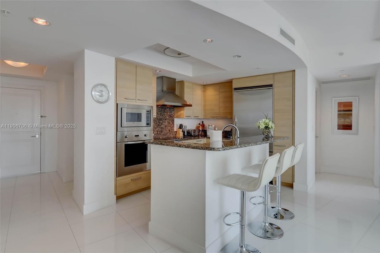 1 N Ocean Blvd, Unit 1411, Pompano Beach, FL 33062 Photo