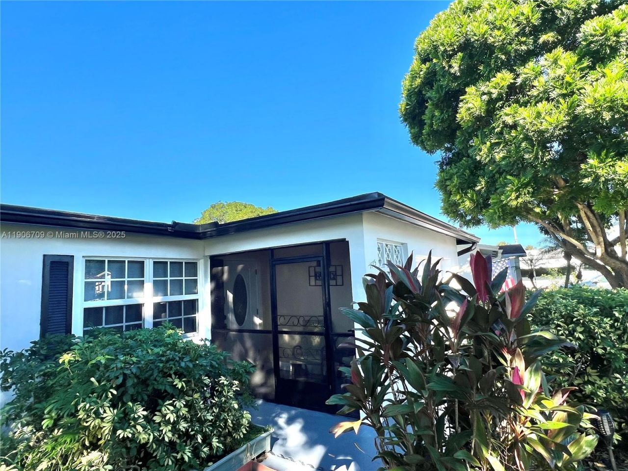 1175 NW 72nd Ter, Margate, FL 33063 Photo