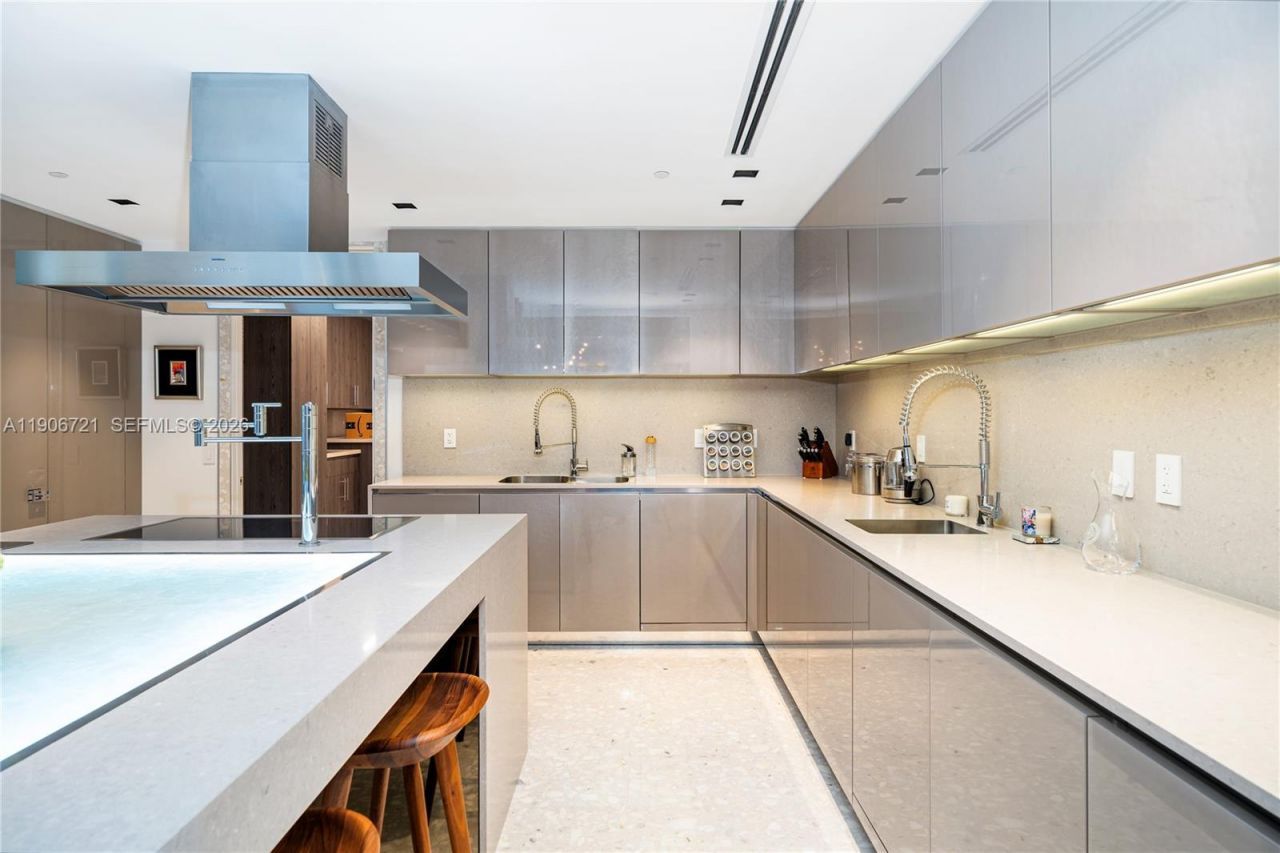 9349 Collins Ave, Unit 205, Surfside, FL 33154 Photo