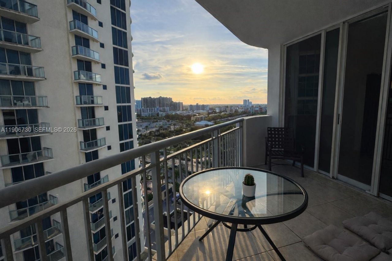 17375 Collins Ave, Unit 1505, Sunny Isles Beach, FL 33160 Photo