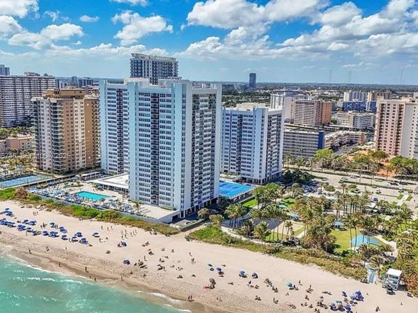 1880 S Ocean Dr, Unit 704, Hallandale Beach, FL 33009