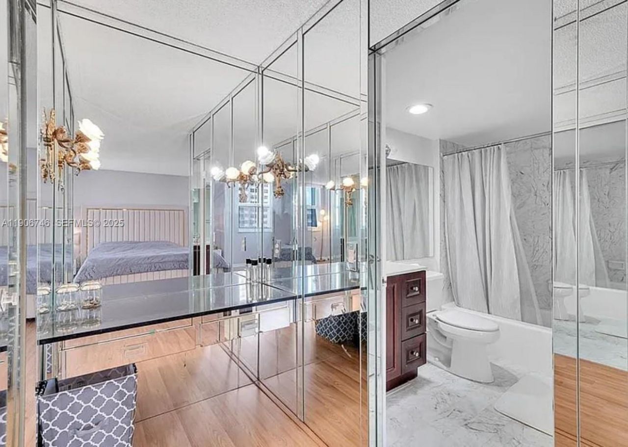 1880 S Ocean Dr, Unit 704, Hallandale Beach, FL 33009 Photo