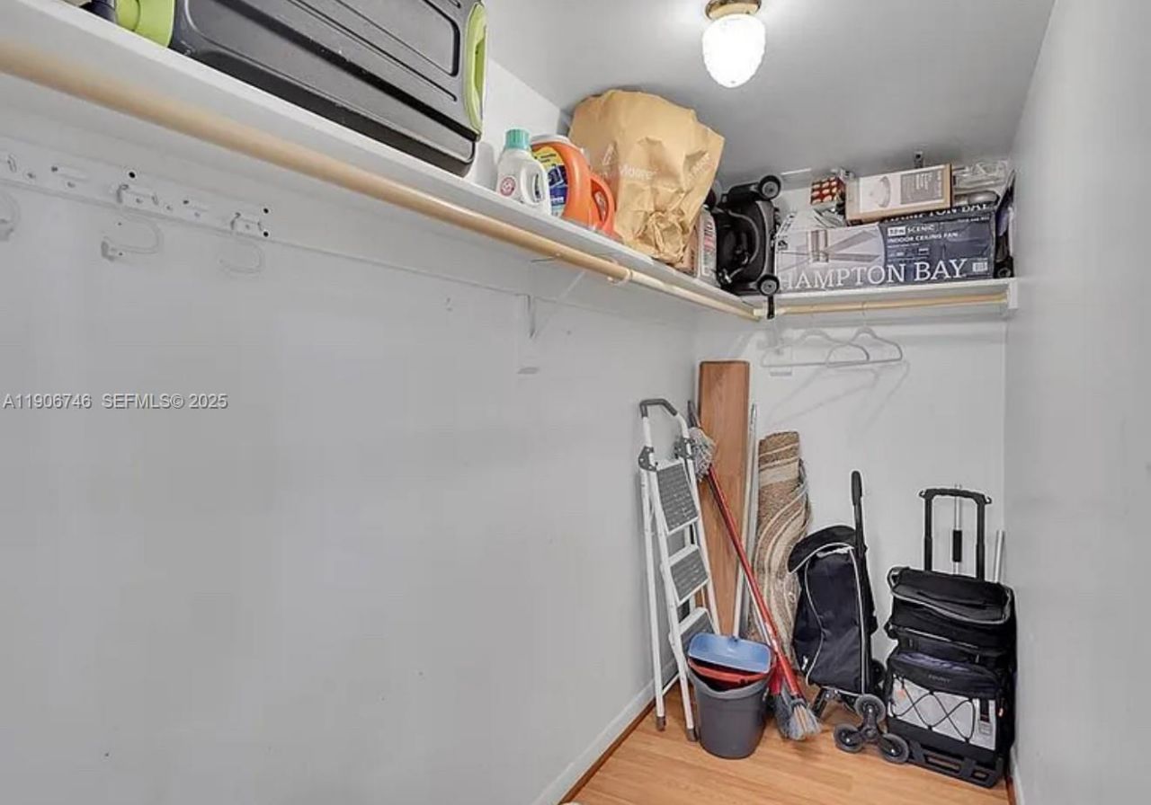 1880 S Ocean Dr, Unit 704, Hallandale Beach, FL 33009 Photo