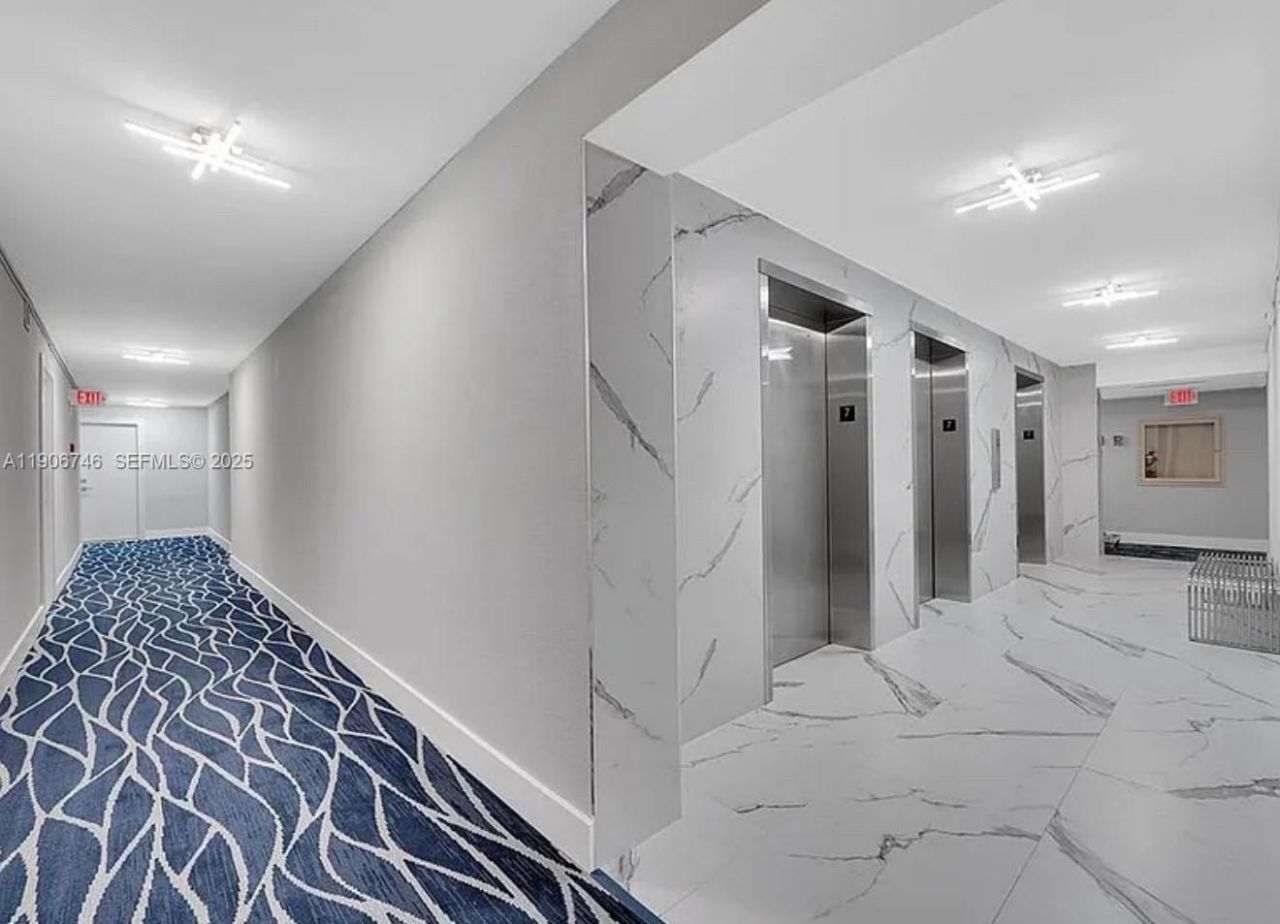 1880 S Ocean Dr, Unit 704, Hallandale Beach, FL 33009 Photo