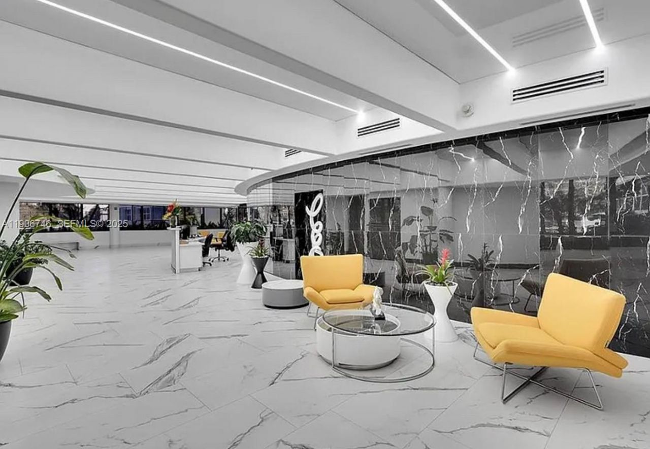 1880 S Ocean Dr, Unit 704, Hallandale Beach, FL 33009 Photo