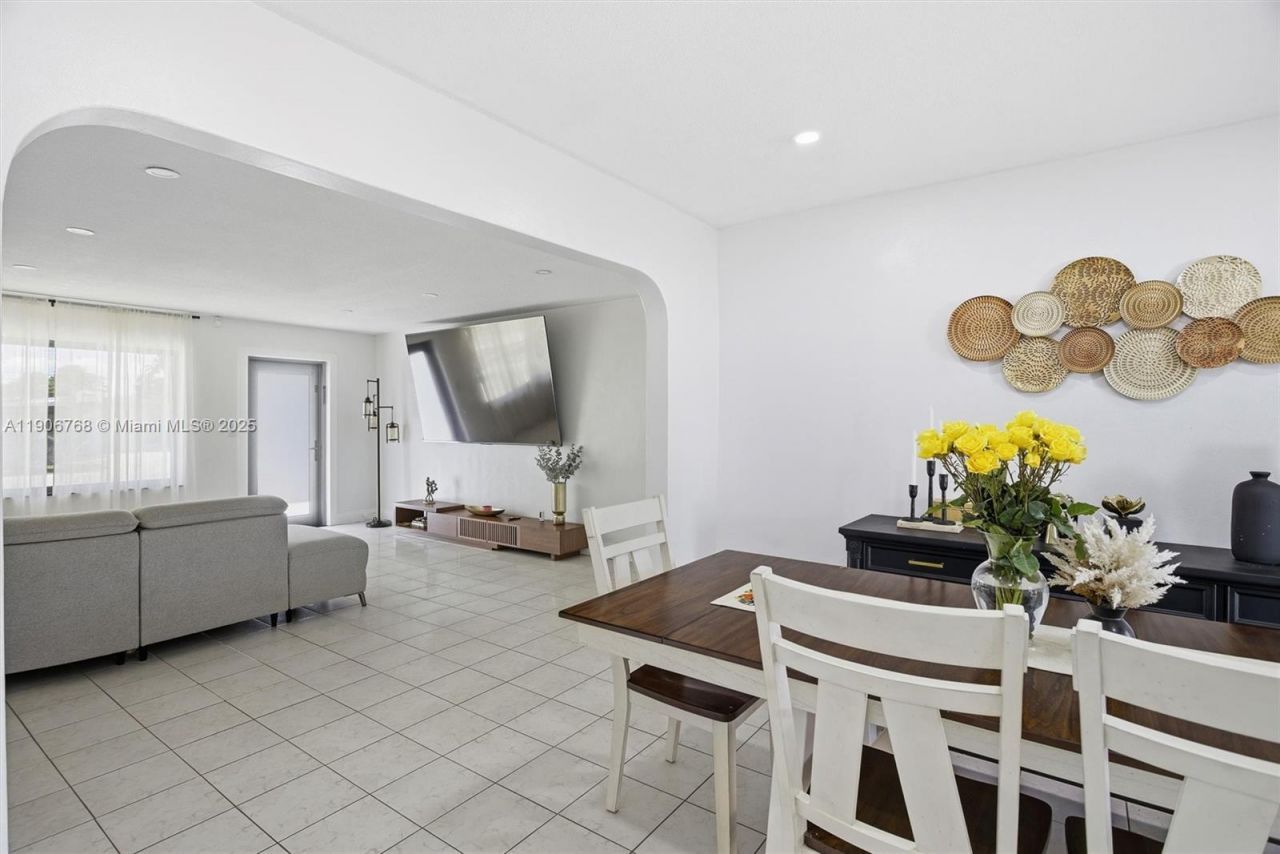 7511 Taylor St, Hollywood, FL 33024 Photo