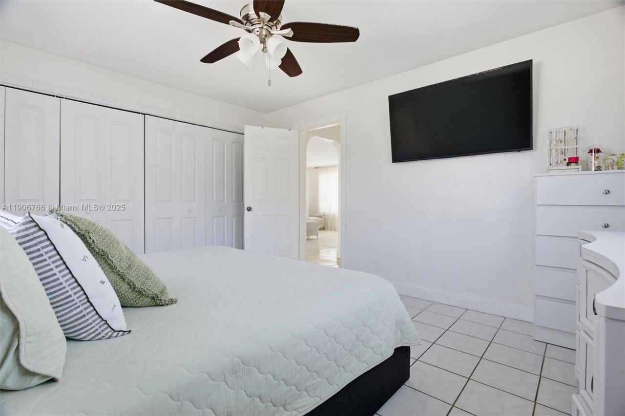 7511 Taylor St, Hollywood, FL 33024 Photo