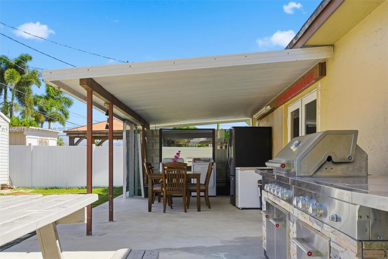 7511 Taylor St, Hollywood, FL 33024 Photo