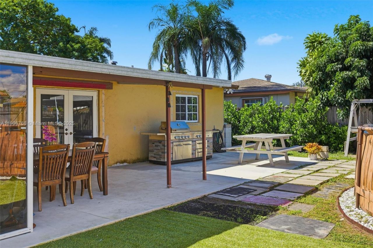 7511 Taylor St, Hollywood, FL 33024 Photo