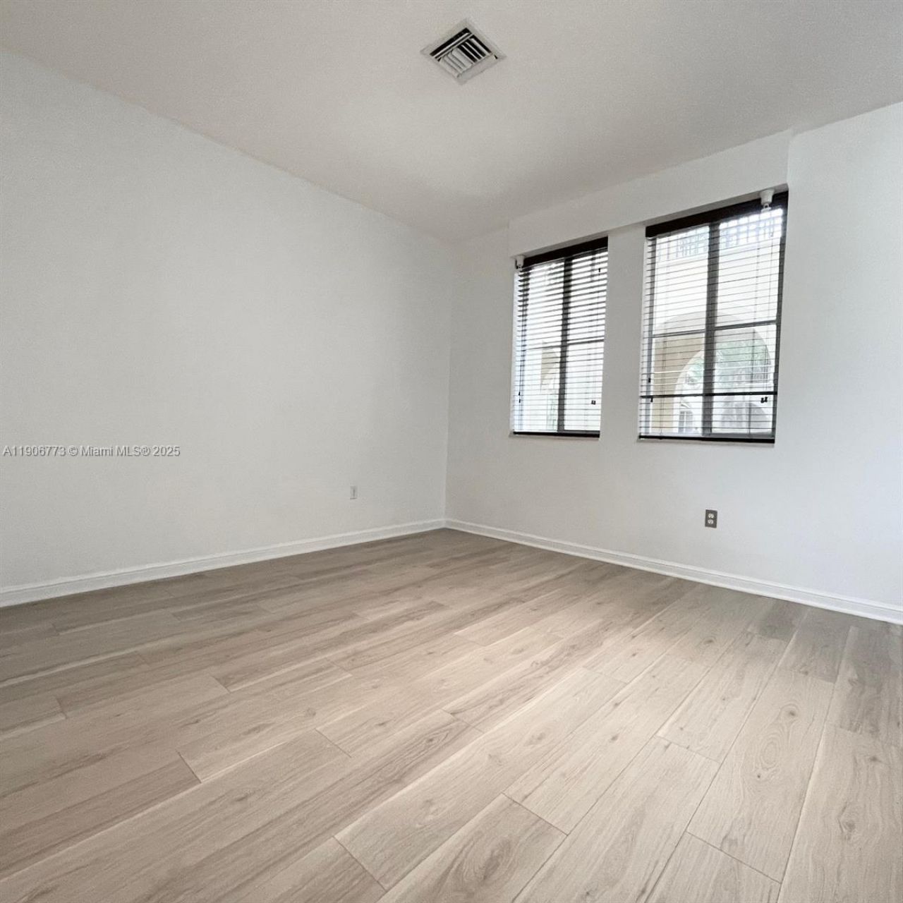 3020 NW 125th Ave, Unit 304, Sunrise, FL 33323 Photo