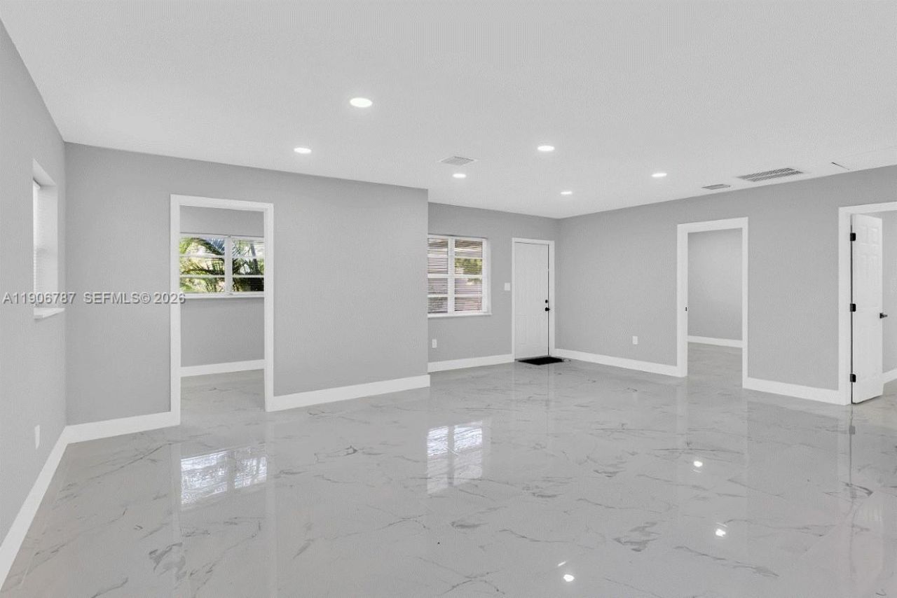 2810 Mayo St, Hollywood, FL 33020 Photo