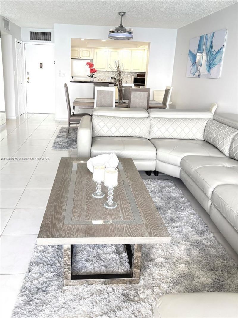 2101 S Ocean Dr, Unit 1902, Hollywood, FL 33019 Photo