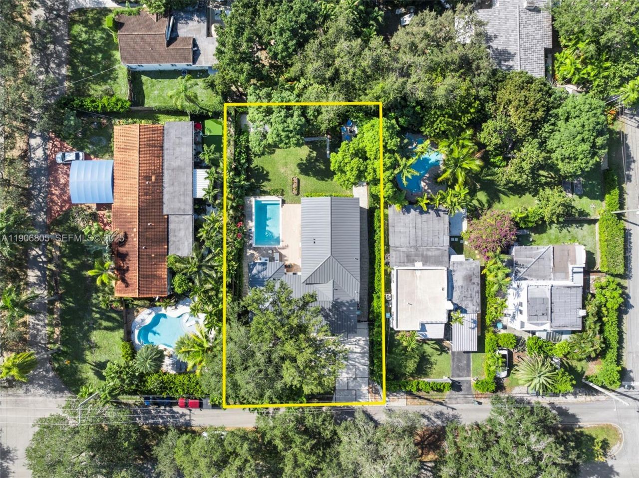 11370 NE 8th Ave, Biscayne Park, FL 33161 Photo