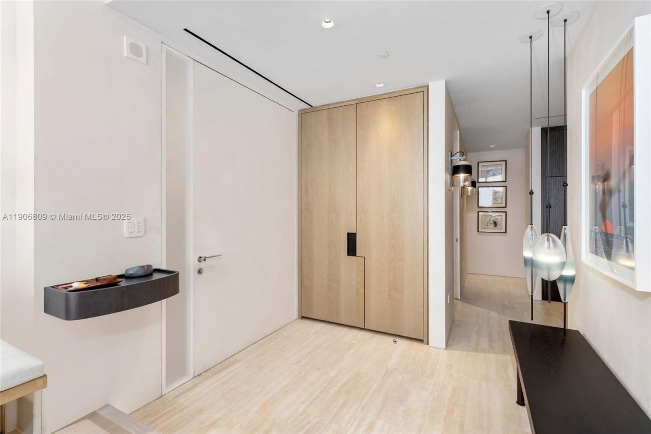 9111 Collins Ave, Unit N421, Surfside, FL 33154 Photo