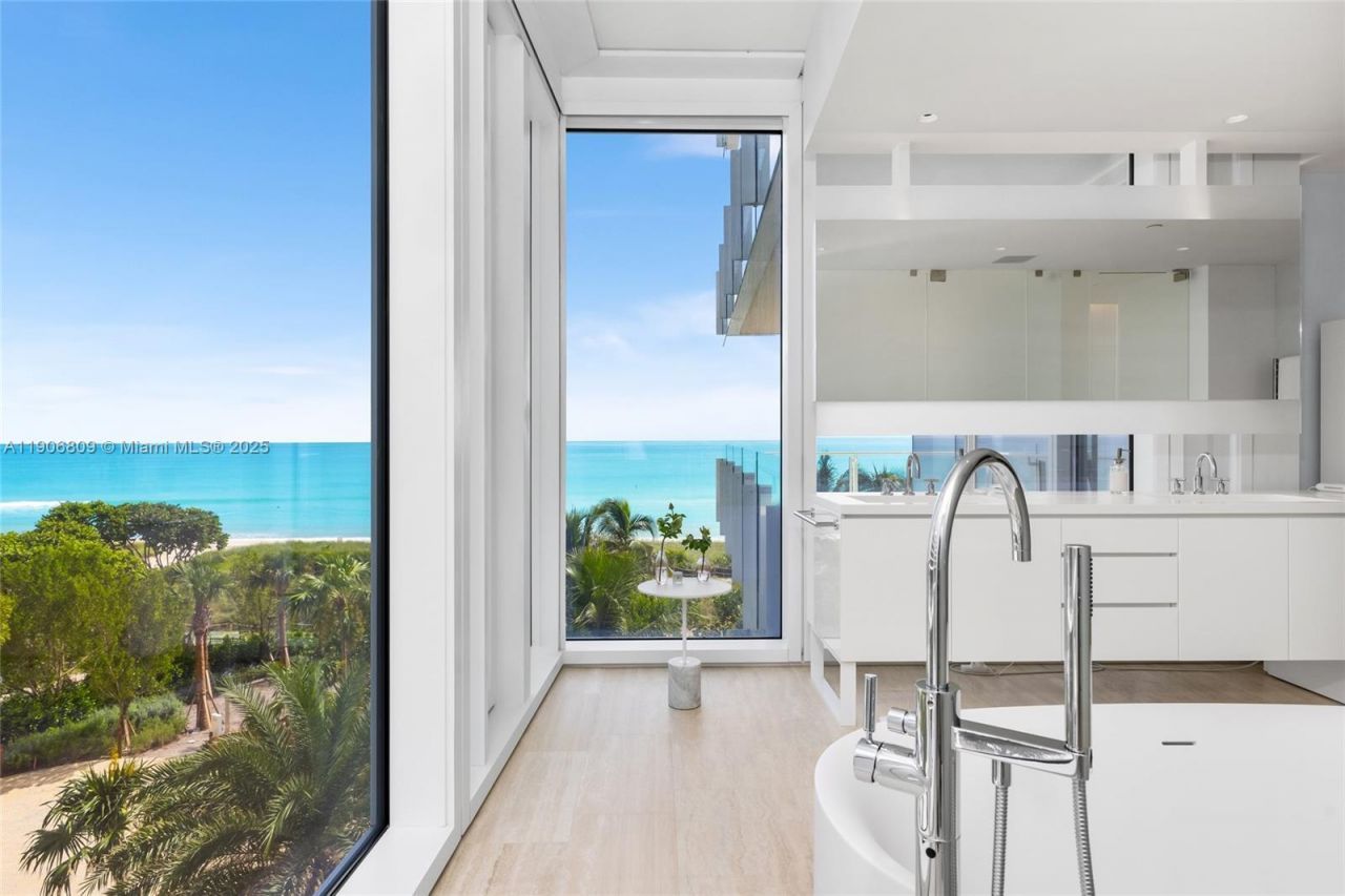 9111 Collins Ave, Unit N421, Surfside, FL 33154 Photo