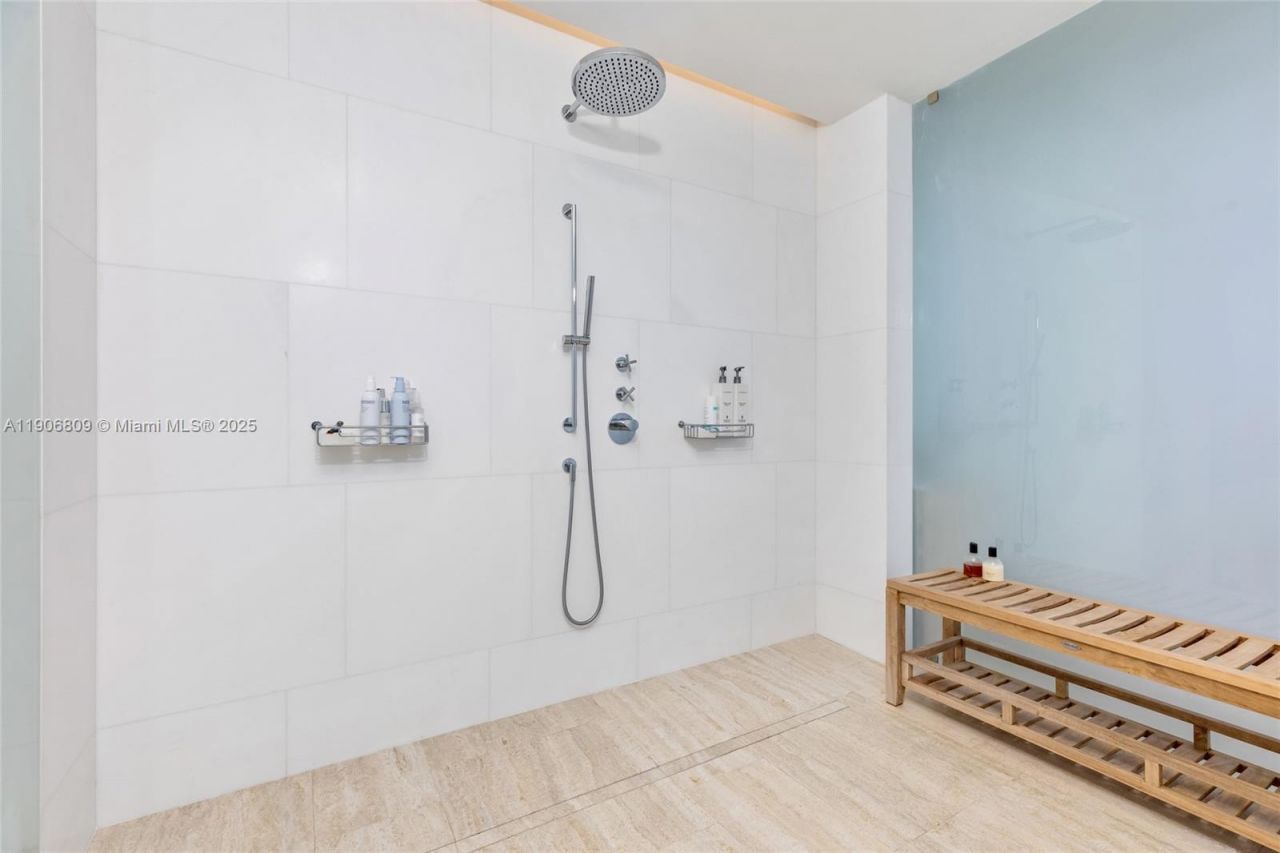 9111 Collins Ave, Unit N421, Surfside, FL 33154 Photo