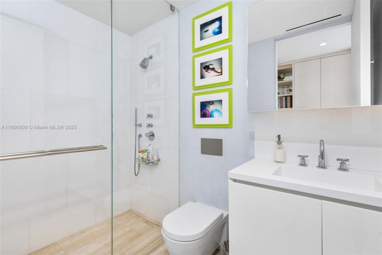 9111 Collins Ave, Unit N421, Surfside, FL 33154 Photo