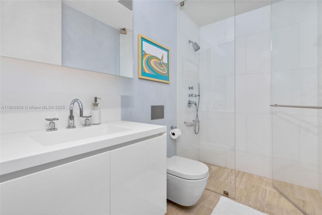 9111 Collins Ave, Unit N421, Surfside, FL 33154 Photo