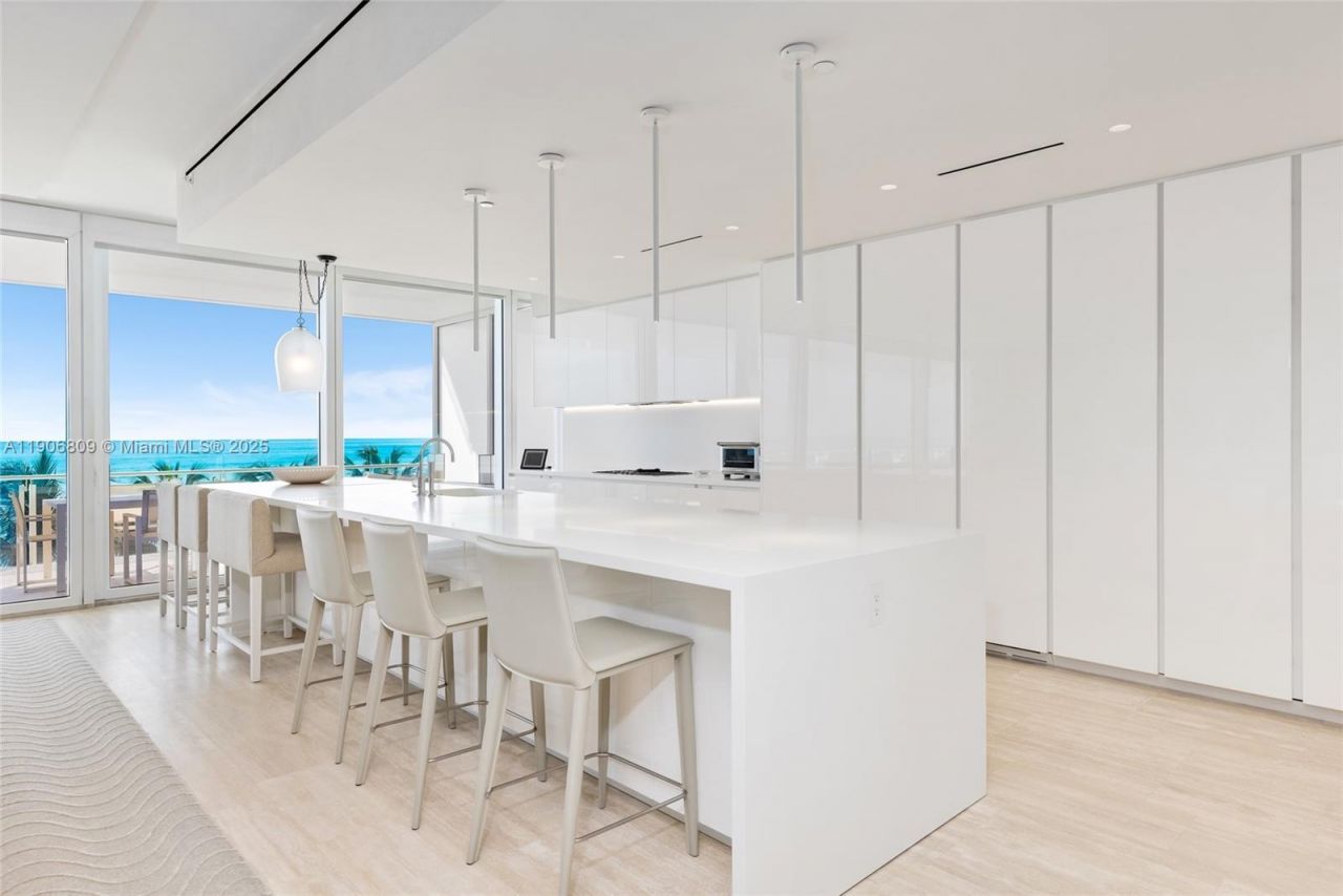 9111 Collins Ave, Unit N421, Surfside, FL 33154 Photo